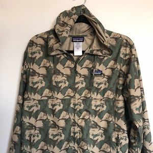 Special Edition Men’s Patagonia Rain Slicker